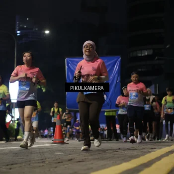 Runner Photo 7093276