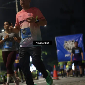 Runner Photo 7093298