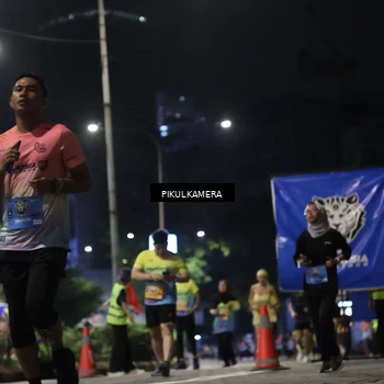 Runner Photo 7093329