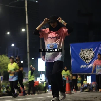 Runner Photo 7093346