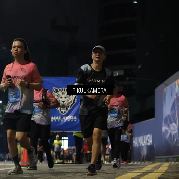 Runner Photo 7093347