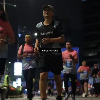Runner Photo 7093355