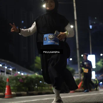 Runner Photo 7093386