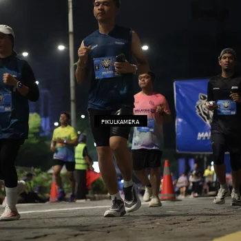 Runner Photo 7093390