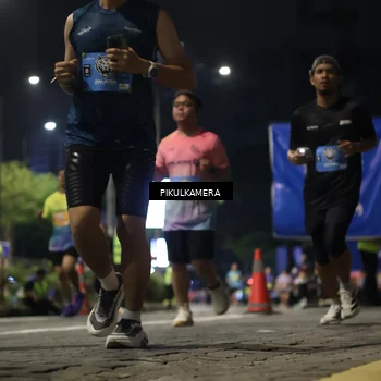 Runner Photo 7093399