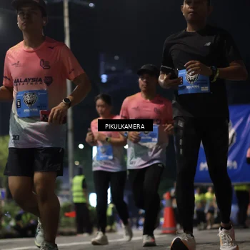 Runner Photo 7093402