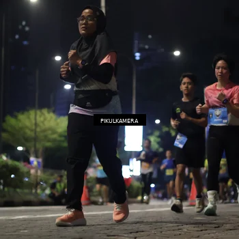 Runner Photo 7093406