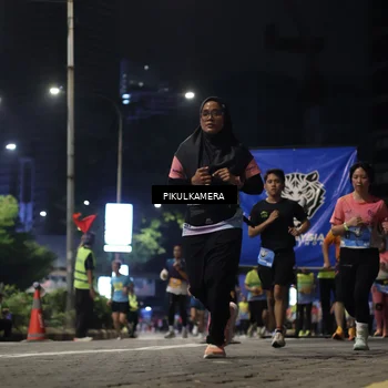 Runner Photo 7093407