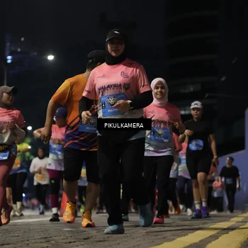 Runner Photo 7093409