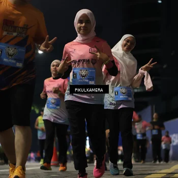 Runner Photo 7093413