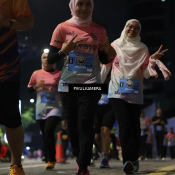 Runner Photo 7093420