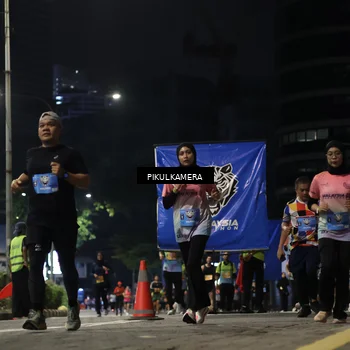 Runner Photo 7093429