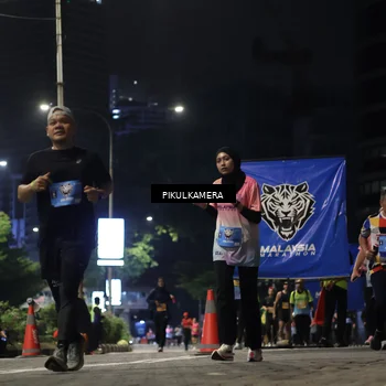 Runner Photo 7093434