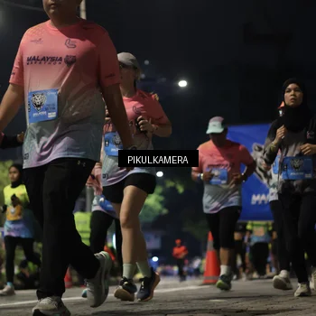Runner Photo 7093452