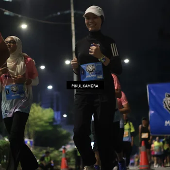 Runner Photo 7093460