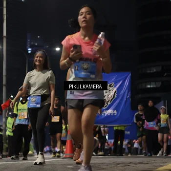 Runner Photo 7093464