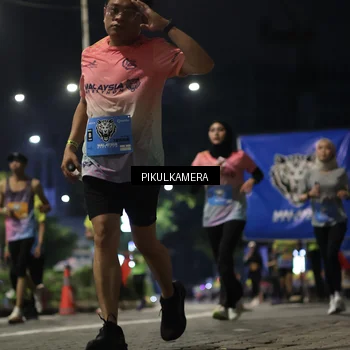 Runner Photo 7093484