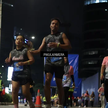 Runner Photo 7093495