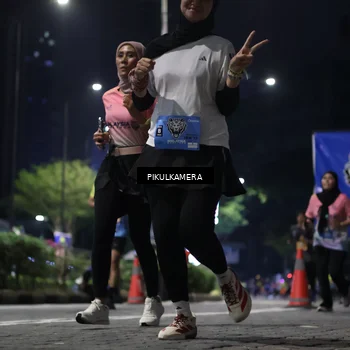 Runner Photo 7093499