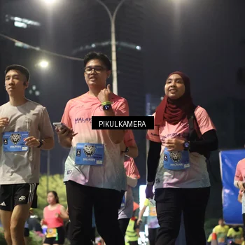 Runner Photo 7093552