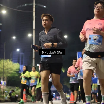 Runner Photo 7093559