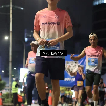 Runner Photo 7093567