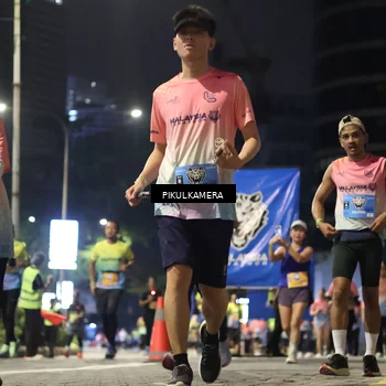 Runner Photo 7093568