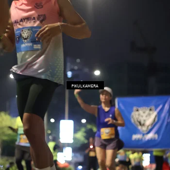 Runner Photo 7093569