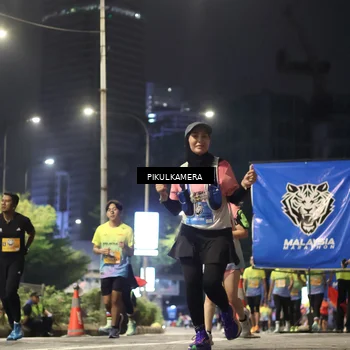 Runner Photo 7093570