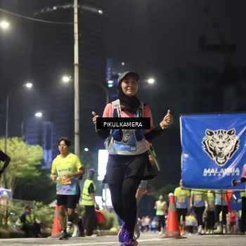 Runner Photo 7093574