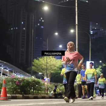 Runner Photo 7093614