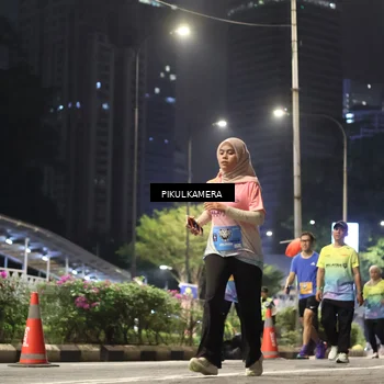 Runner Photo 7093623
