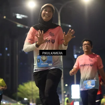 Runner Photo 7093627
