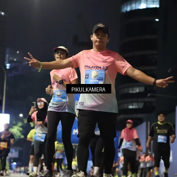 Runner Photo 7093631