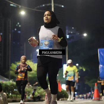 Runner Photo 7093634