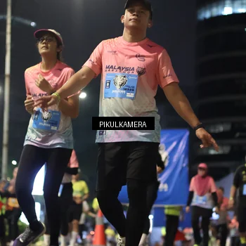 Runner Photo 7093638
