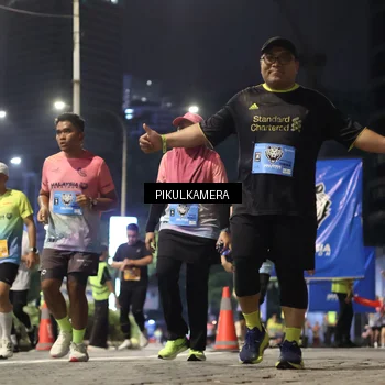 Runner Photo 7093643