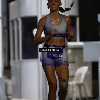 Runner Photo 7094052