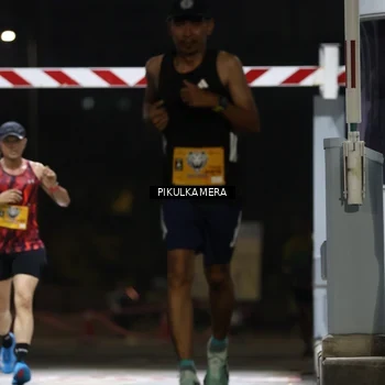 Runner Photo 7094068