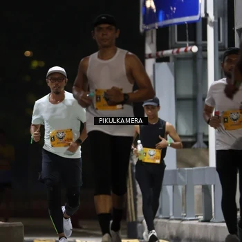 Runner Photo 7094069