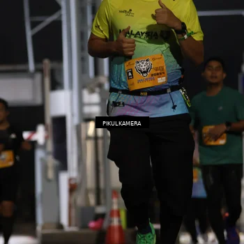 Runner Photo 7094075