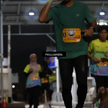 Runner Photo 7094077