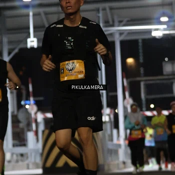 Runner Photo 7094082