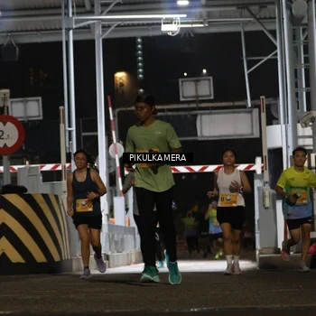 Runner Photo 7094093