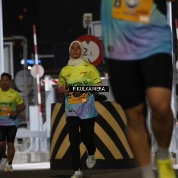 Runner Photo 7094096