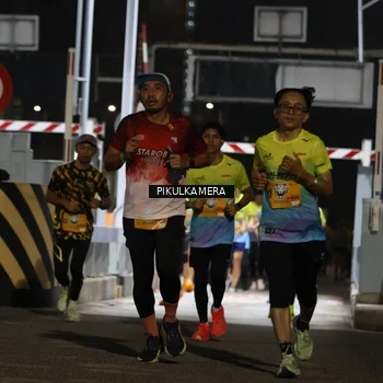 Runner Photo 7094100