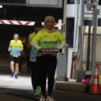 Runner Photo 7094107