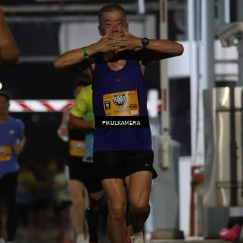 Runner Photo 7094127
