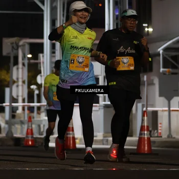 Runner Photo 7094130