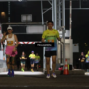 Runner Photo 7094132